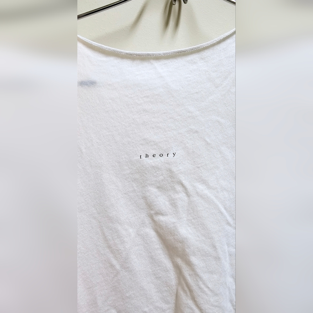 🎁 Theory Tank Top